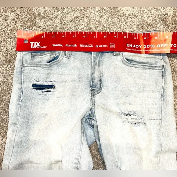 SO Women’s Low Rise Jeggings - Picture 4 of 10